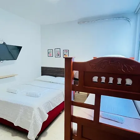 Disfruta El Mar, Moderno, Familiar Y Bien Ubicado Apartamento
