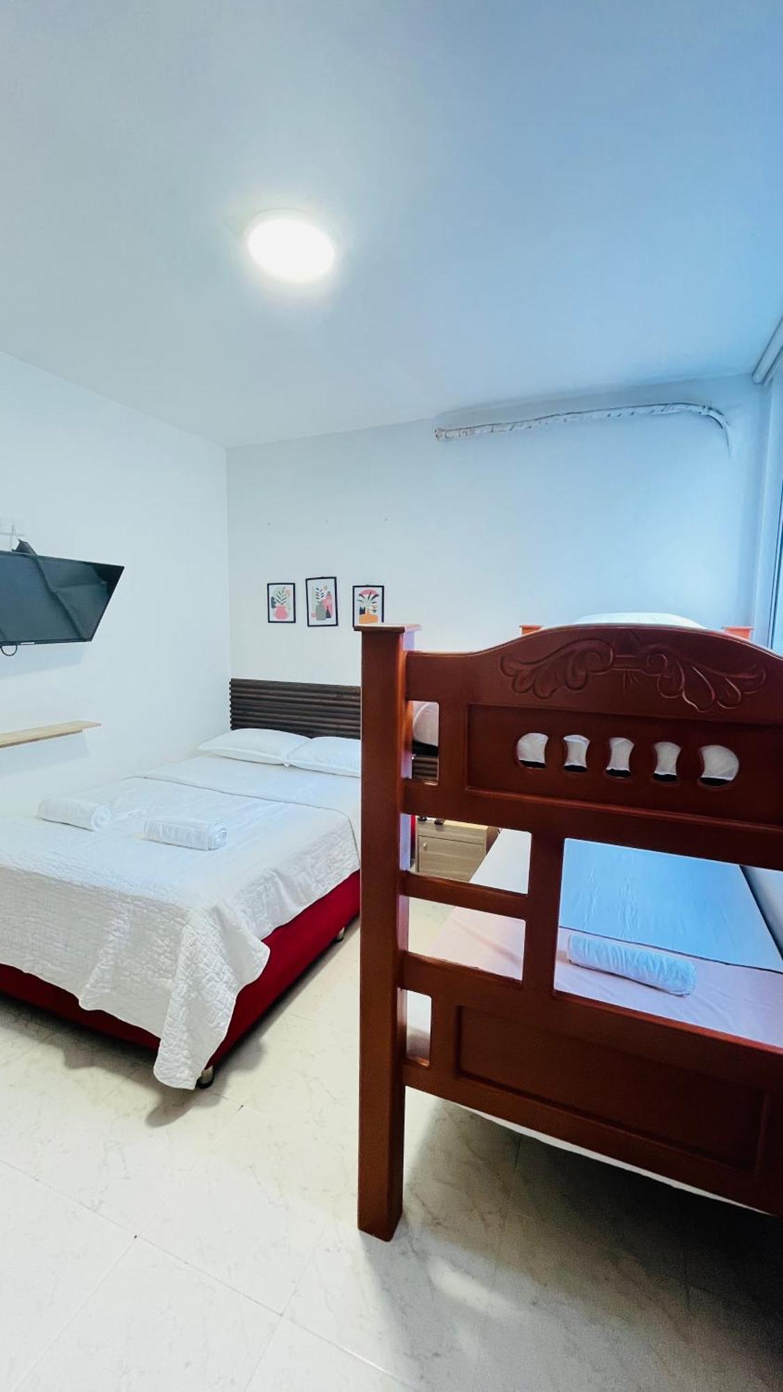 Disfruta El Mar, Moderno, Familiar Y Bien Ubicado Apartamento
